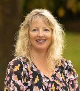 Julee Smith-Bell Supervisor